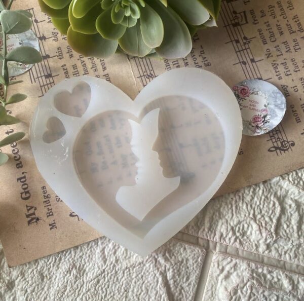 Love Couple Mold