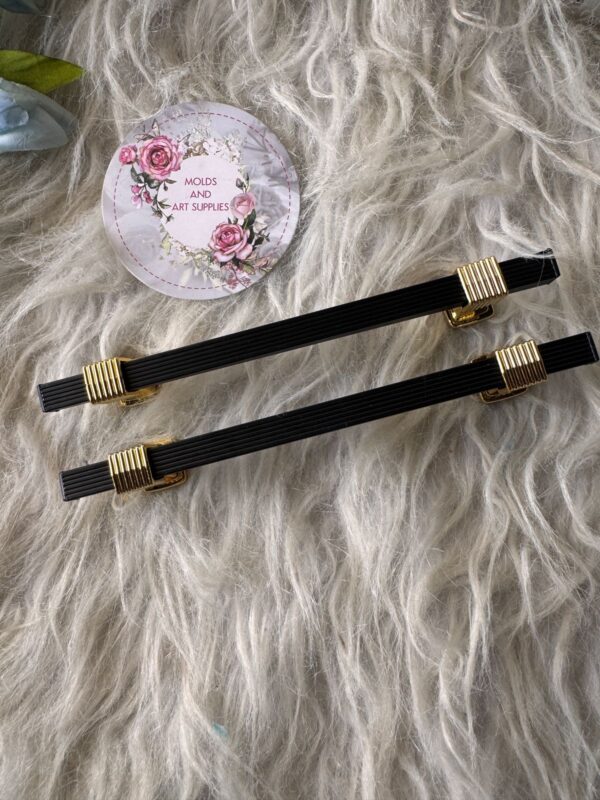 black classy handles -light weight